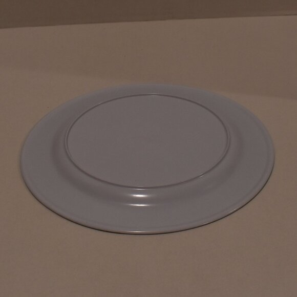 Very Cute Snowman Christmas Plastic Plate - Picture 3 of 3